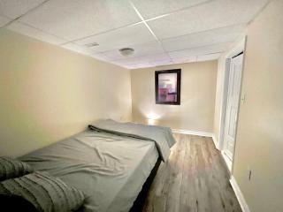 2BR Basement Apt in Newmarket - 3