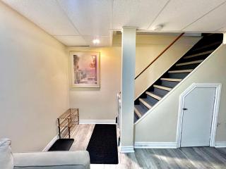 2BR Basement Apt in Newmarket - 6