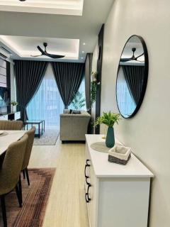 Sunset View at Modern Home - Kuala Lumpur - 4