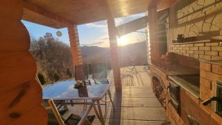 La casa din deal - 2