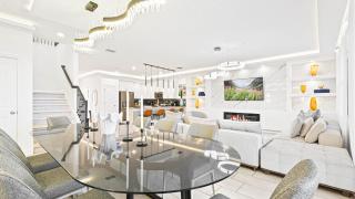 Luxurious 10-Bed Lakefront Retreat Near Disney - Kissimmee - 3