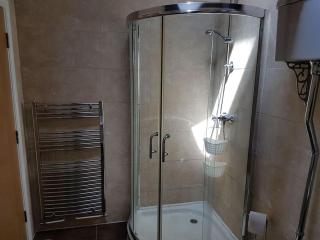 Stratford Centre, Ground Level, Parking nearby - Stratford-upon-Avon - 7