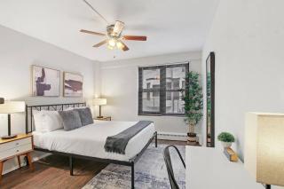 1BR Bright and Airy Apt in Hyde Park - Hyde Park 109 and 209 rep - 1