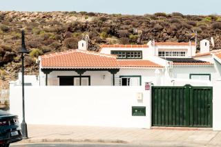 Acogedora casa en Abades en tranquila urbanización - Abades - 0
