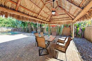 Hidden Gem Vacation Villa w Private Pool & TikiHut - 7