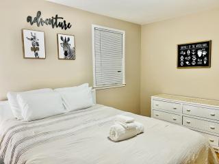 Cozy 4 bedroom Cottage by Duke Raleigh Hospital - Raleigh - 2