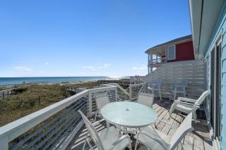 Pure Paradise Kure Beach, Ocean front, Pool coming soon! - Kure Beach - 3