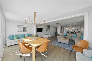 Pure Paradise Kure Beach, Ocean front, Pool coming soon! - Kure Beach - 2
