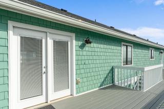 Sea Monster Ocean front with private pool, Kure Beach - Kure Beach - 7