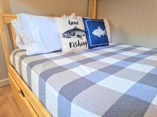 Tribesman Villa # 2 Resort on Table Rock Lake near Silver Dollar City, Branson - Branson - 4