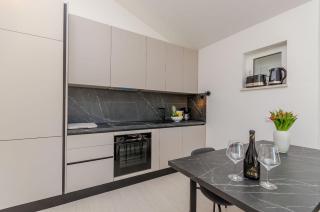 Apartments Kiwi - 2