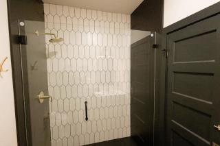 Speakeasy 2 Room Suite (Rm 4) - 5
