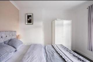 Captivating 3 bedroom home with conservatory - Hamilton - 3