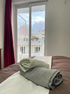 Coral Cove Comfort Room 1 - St Paul's Bay - 2