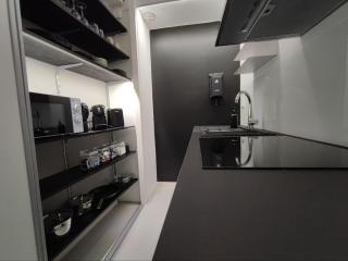 Chic Studio for Two Close to Metro - 7