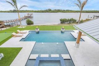 Infinity Pool Paradise I Luxe Waterfront Living - Edgewater - 8