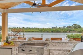 Infinity Pool Paradise I Luxe Waterfront Living - Edgewater - 6