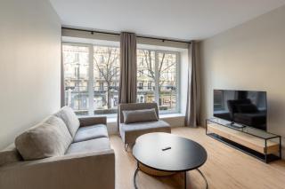 Beautiful Minimalist 1BD Apartment near Montmartre - Parijs - 2