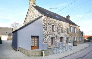 Nice Home In Quettehou With Kitchen - Quettehou - 9