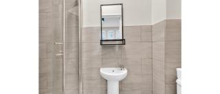 Sunny Serenity: Studio Living with a Breeze - Londra - 8