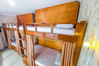Shooting Star Hostel Kuta RedPartner - mixed dormitory - Legian - 9