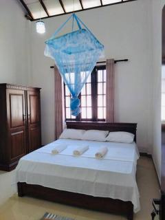 Colombo Villa Near Bolgoda Lake 5 Bed 2.5 Bath - Piliyandala - 4