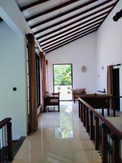 Colombo Villa Near Bolgoda Lake 5 Bed 2.5 Bath - Piliyandala - 2