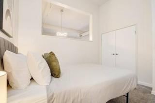 CozySuites - 1BR with Direct Skybridge Access #1 - Indianápolis - 4