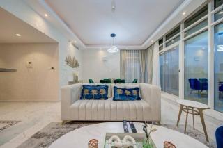 HAVN - 2 Bedroom in Dubai Marina with City Views - Dubai - 3