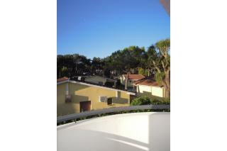 Beautiful flat in residence with pool - 1