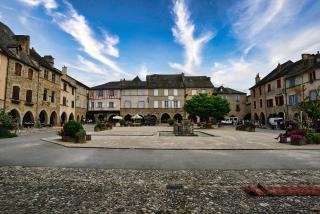 Hôtel-restaurant Le Sénéchal - Sauveterre-de-Rouergue - 9