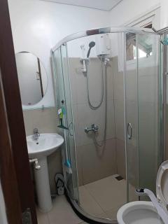 Avery Condo Suite at the Beacon Makati - Manila - 2