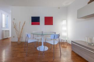 GuestHost - Saragozza Modern Apartment - 5