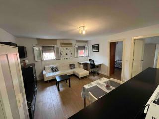 Apartamento 4 huéspedes Viapol - Seville - 0