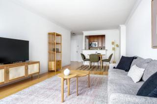 UWS 1br w doorman elevator nr Lincoln Center NYC-459 - 9