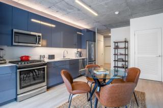 Blueground River N gym pool nr Riverwalk CHI-128 - 7