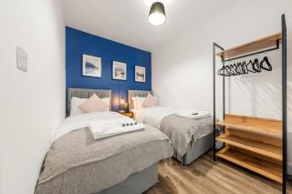 The Hertfordshire Hideaway - Entire apartment - Free Parking - 2 bedroom 2 bathroom - 20minutes into London - Potters Bar - 3