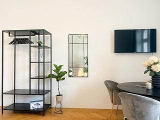 Cozy & Central 2 Bedroom Apartment - Wenen - 5