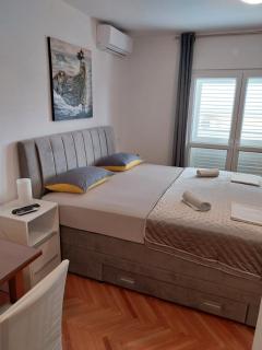 Apartments Rose Loboja - Makarska - 0