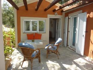 Nikatsas Cottage No 1 - 3