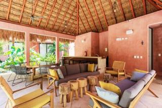 Vibrant Condo, FiberOptic WiFi, Workspace & a Pool - Tulum - 1