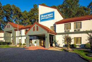 Rodeway Inn - 8