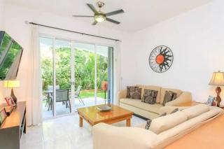 Ideal Family & Friend Trip, Gated Area with Pool Onsite - Playa del Carmen - 1