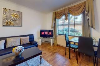 Stunning 2-Bed Apartment in Grays - Grays Thurrock - 0