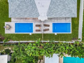 Luxe 6 Bed Heated Pool Villa I 5 min to Beach I BBQ - Fort Lauderdale - 0
