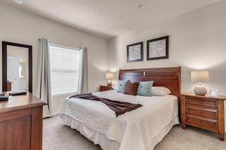 4 Bedrooms - 3 Bathrooms - Lucaya Village 23-101 - Orlando - 4