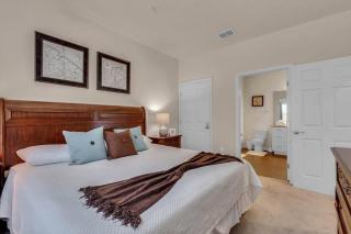4 Bedrooms - 3 Bathrooms - Lucaya Village 23-101 - Orlando - 1