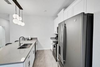 5 Bedrooms - 4 Bathrooms - Storey Lake 4824 Ml - Kissimmee - 4
