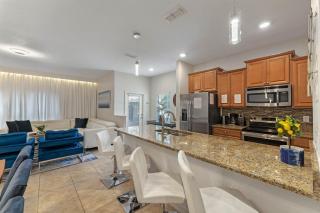 5 Bedrooms- 4 Bathrooms - Storey Lake 4819 Ct - Kissimmee - 7