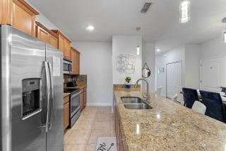 5 Bedrooms- 4 Bathrooms - Storey Lake 4819 Ct - Kissimmee - 4